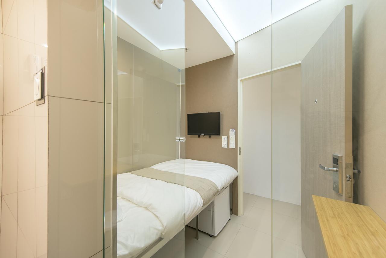 Hi Capsule Pattaya (Adults Only) Hostel Bagian luar foto