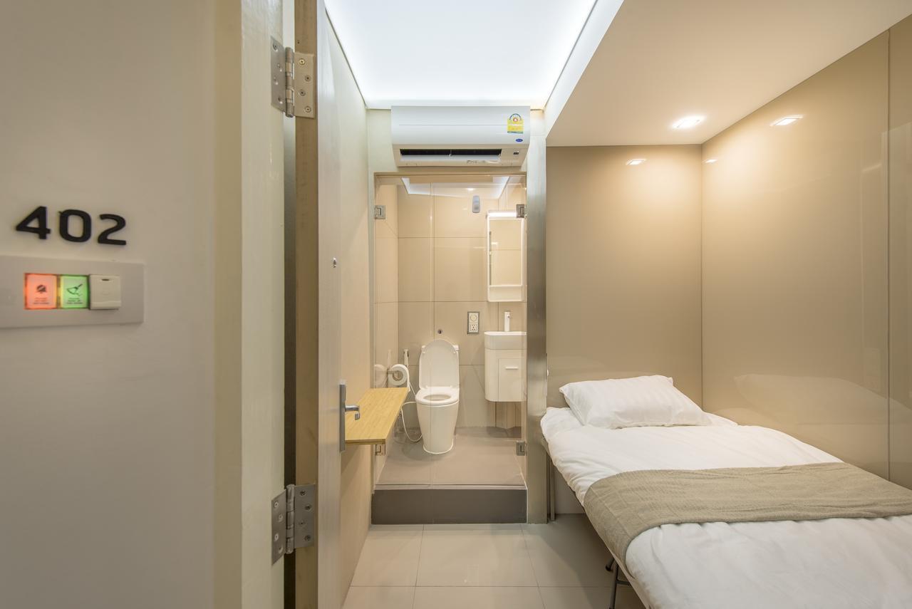 Hi Capsule Pattaya (Adults Only) Hostel Bagian luar foto